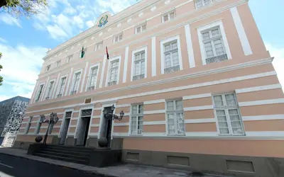 Alagoas realiza eleição indireta para governador-tampão neste domingo